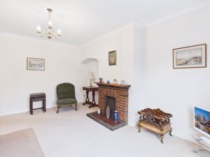 Sitting Room - click for photo gallery
